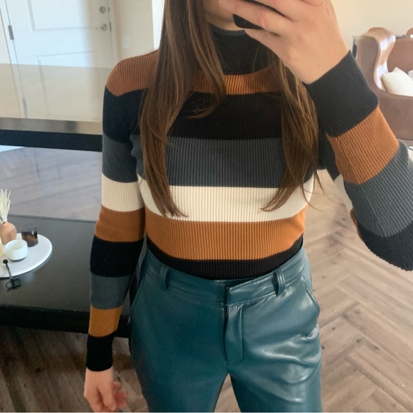 Zara striped turtleneck - Picture 2 of 5
